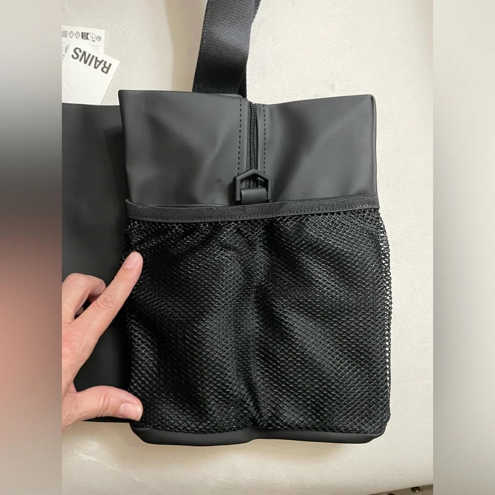 NWT Rains Trail Gym Bag Black Waterproof PU Fabric Mid Size